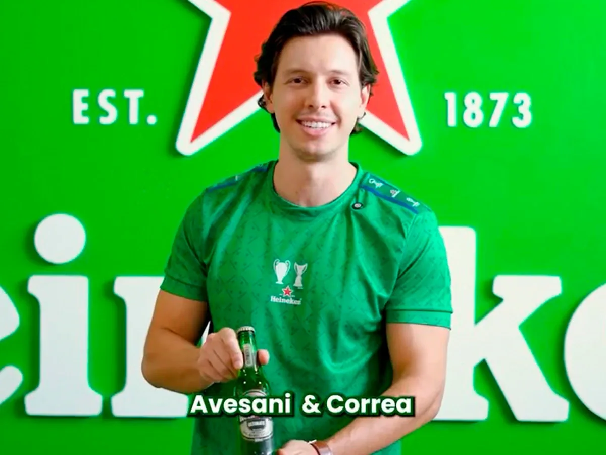 Gravação de campanha da Avesani & Correa com produto em destaque